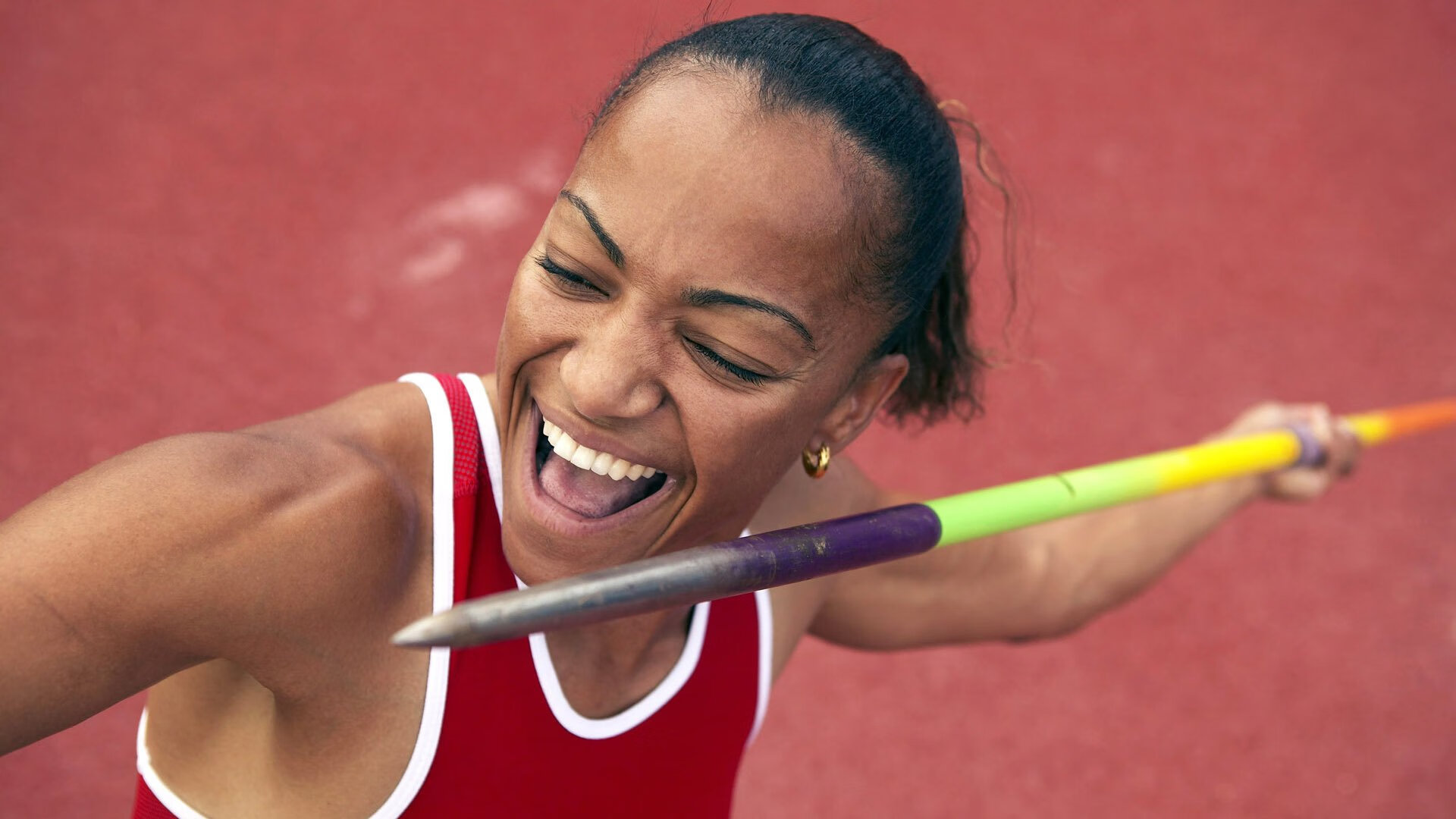 高空跳绳比赛，锻炼反应力与协调性，高空跳高行动